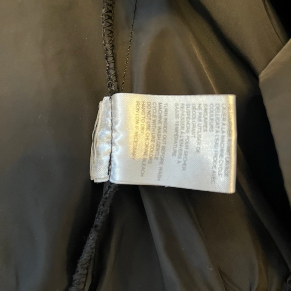 Stacey Zhang Black Women's Ruffle vest size medium - Picture 7 of 7